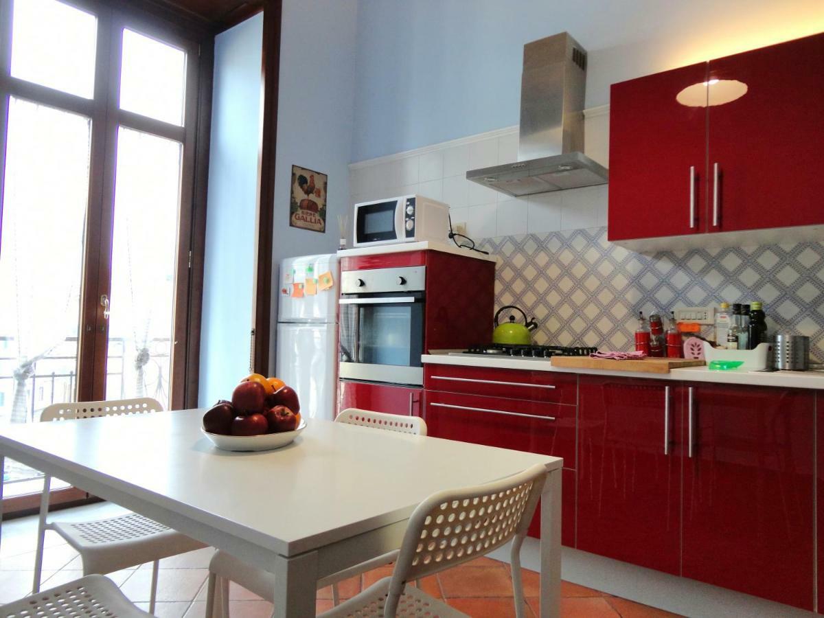 Umberto I Holiday House Napoli Exterior foto
